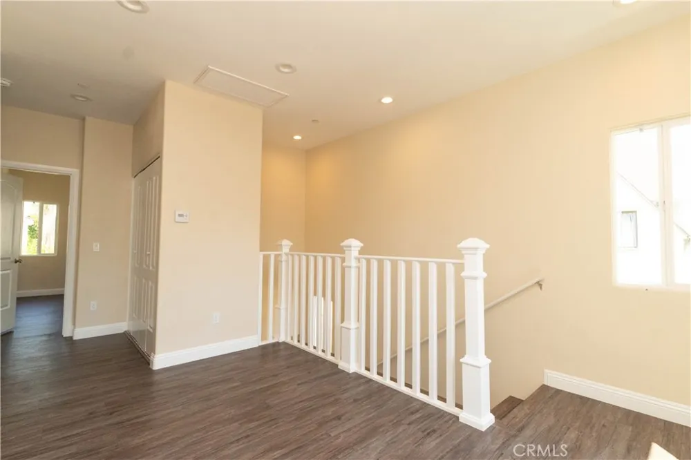 9246 Cedros #6 Panorama City, CA 91402