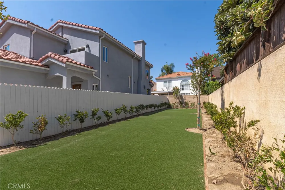 9246 Cedros #6 Panorama City, CA 91402