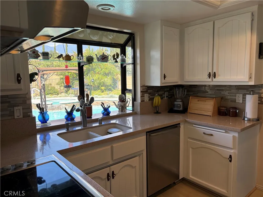 36064 Sharron Way Yucaipa, CA 92399