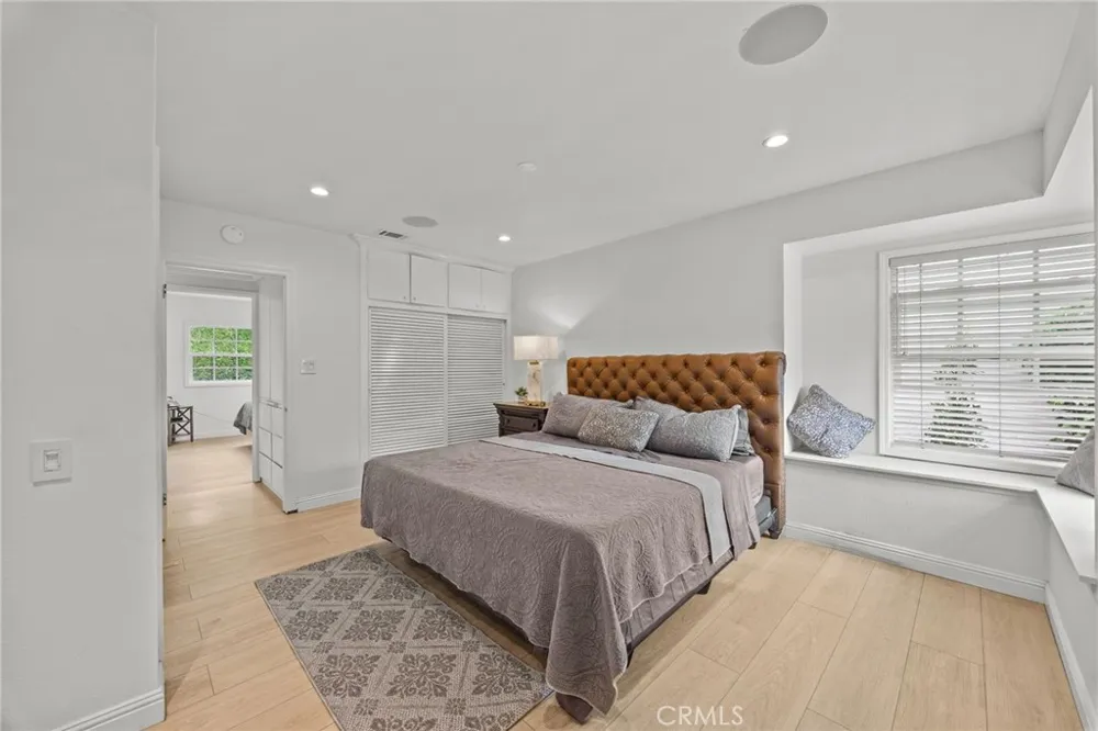 848 S Del Cerro West Covina, CA 91791