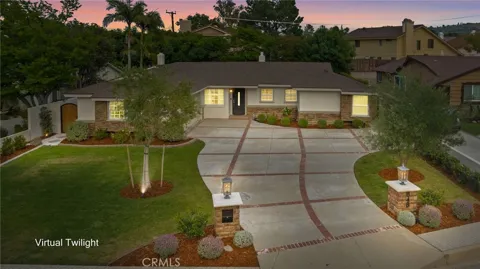 848 S Del Cerro
