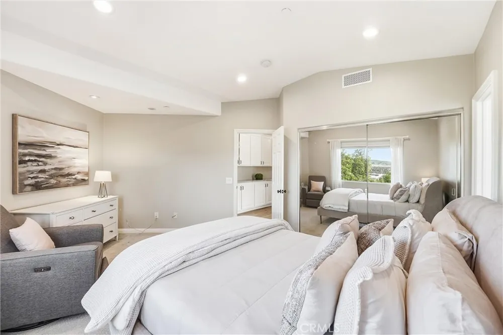 5489 E Suncrest Road Anaheim Hills, CA 92807
