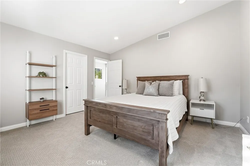 5489 E Suncrest Road Anaheim Hills, CA 92807