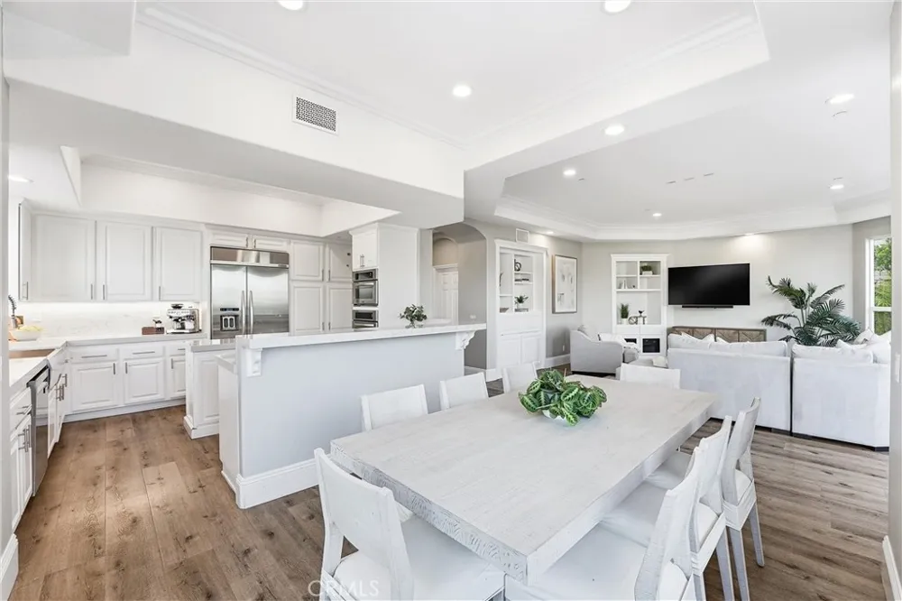 5489 E Suncrest Road Anaheim Hills, CA 92807