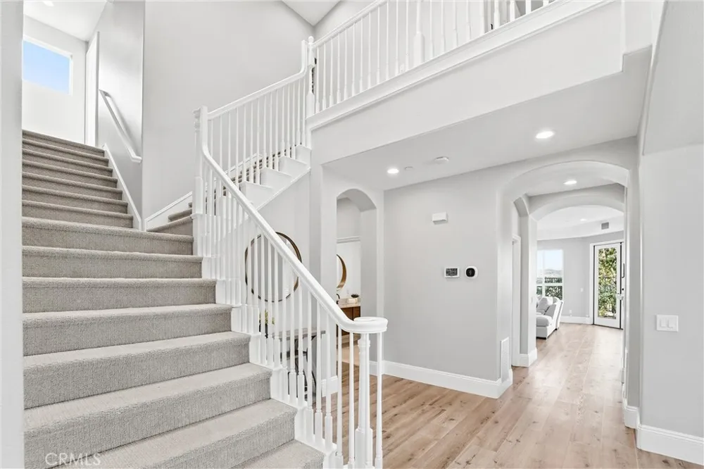 5489 E Suncrest Road Anaheim Hills, CA 92807