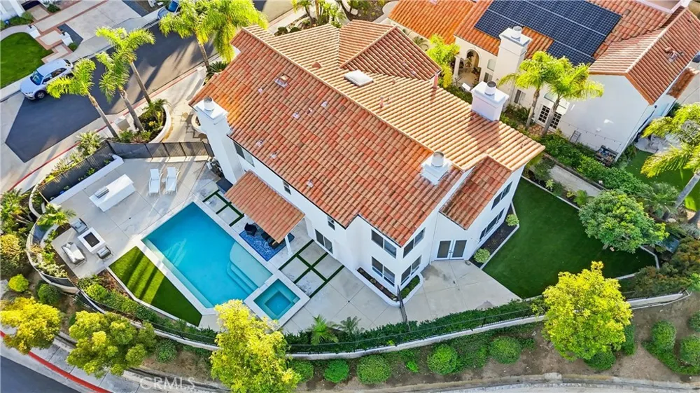 5489 E Suncrest Road Anaheim Hills, CA 92807