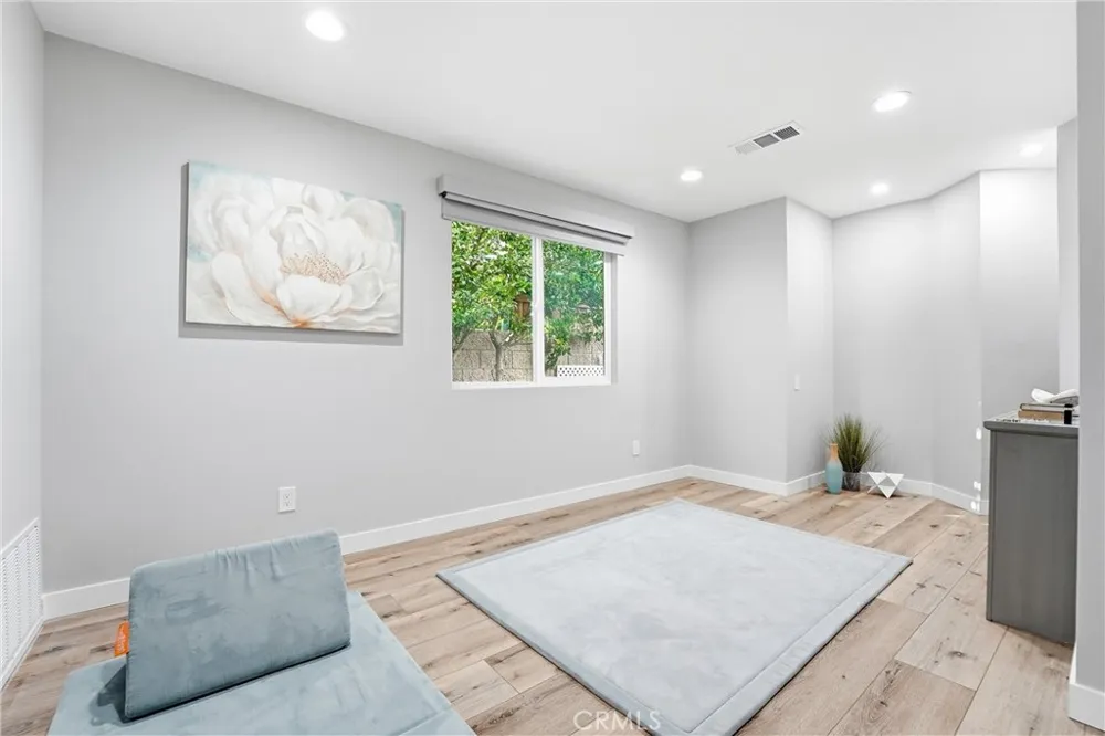 5489 E Suncrest Road Anaheim Hills, CA 92807