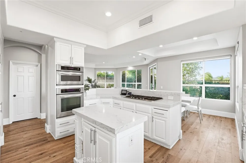 5489 E Suncrest Road Anaheim Hills, CA 92807