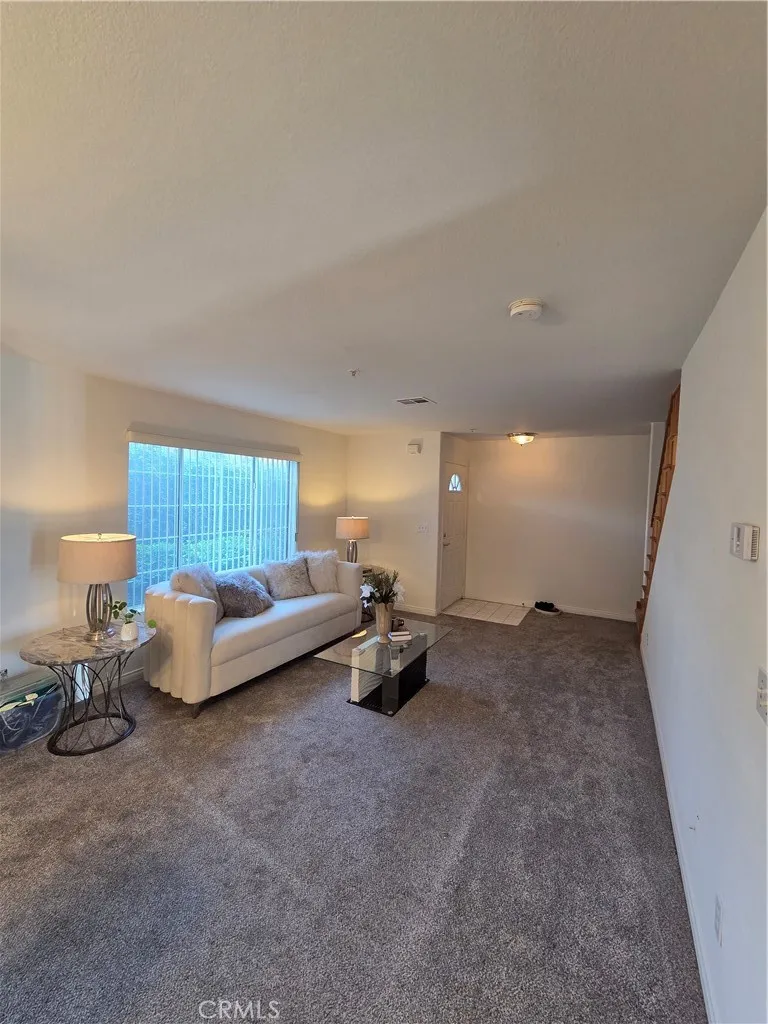 832 Citrus Drive #7 La Habra, CA 90631