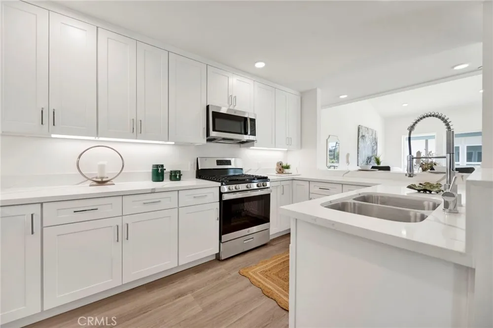 12514 Andre Lane Sun Valley, CA 91352