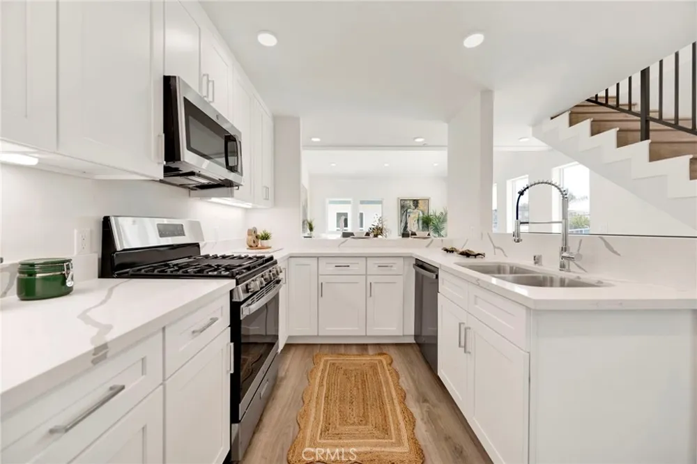 12514 Andre Lane Sun Valley, CA 91352