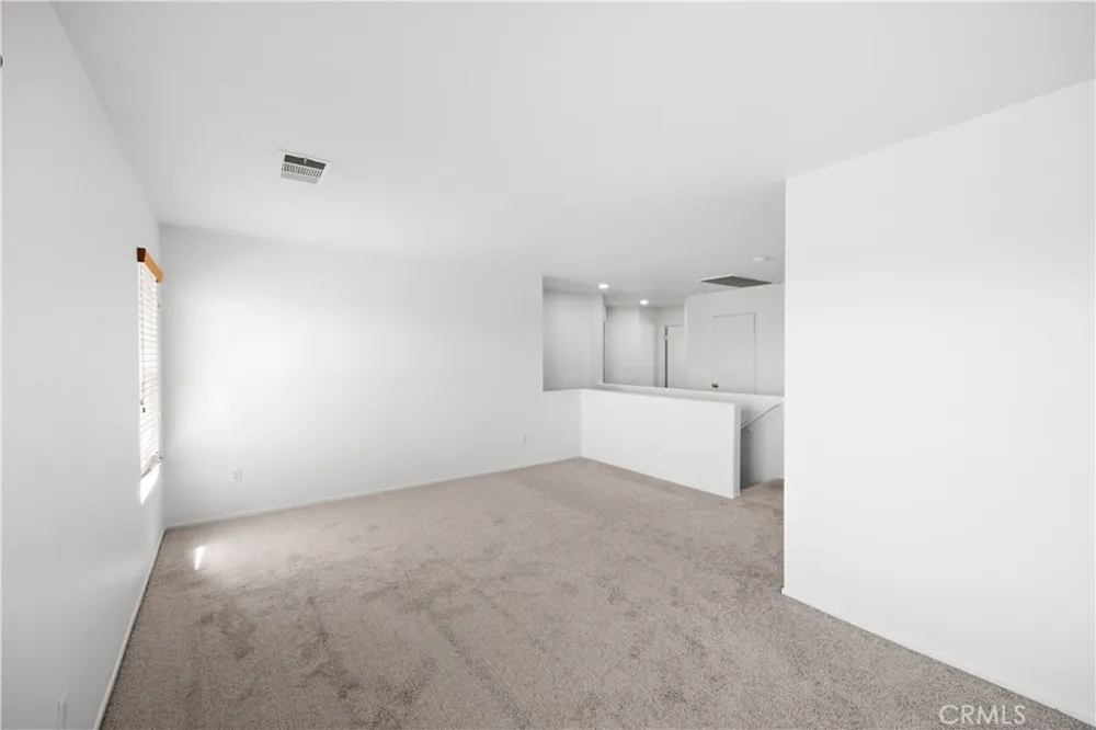 9331 Sapphire Avenue Hesperia, CA 92344