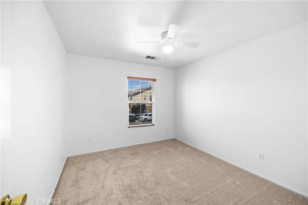 9331 Sapphire Avenue Hesperia, CA 92344