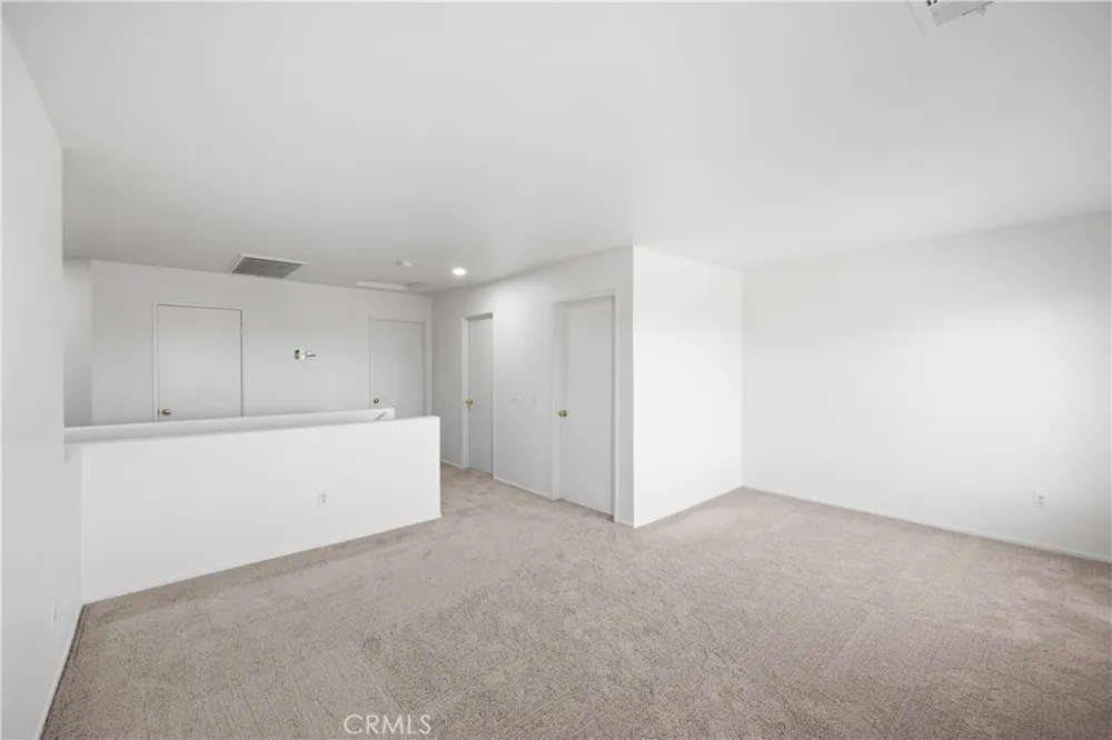 9331 Sapphire Avenue Hesperia, CA 92344