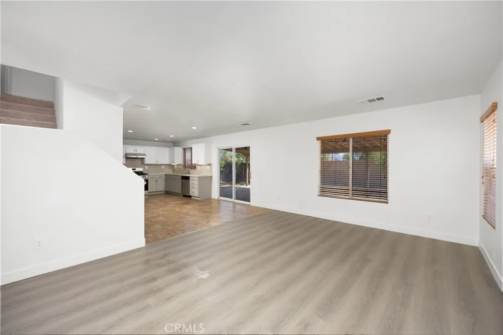 9331 Sapphire Avenue Hesperia, CA 92344