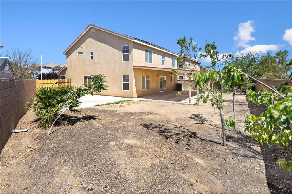 9331 Sapphire Avenue Hesperia, CA 92344