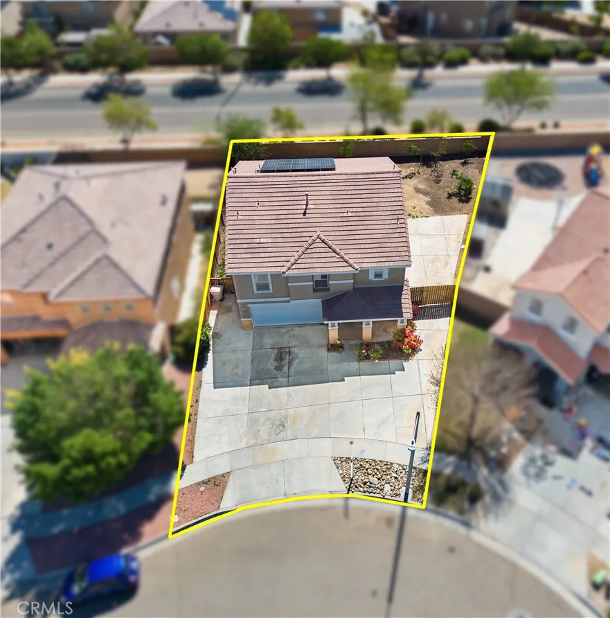 9331 Sapphire Avenue Hesperia, CA 92344