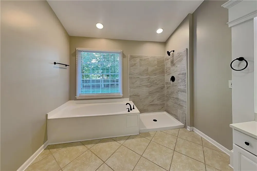 6520 Ganton Drive Johns Creek, GA 30097