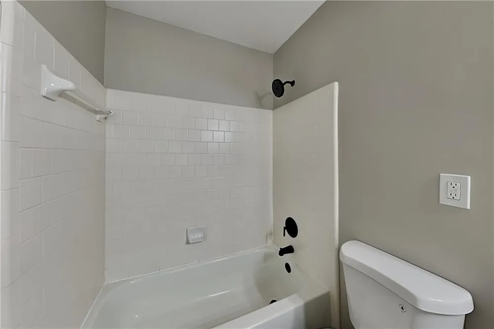 6520 Ganton Drive Johns Creek, GA 30097