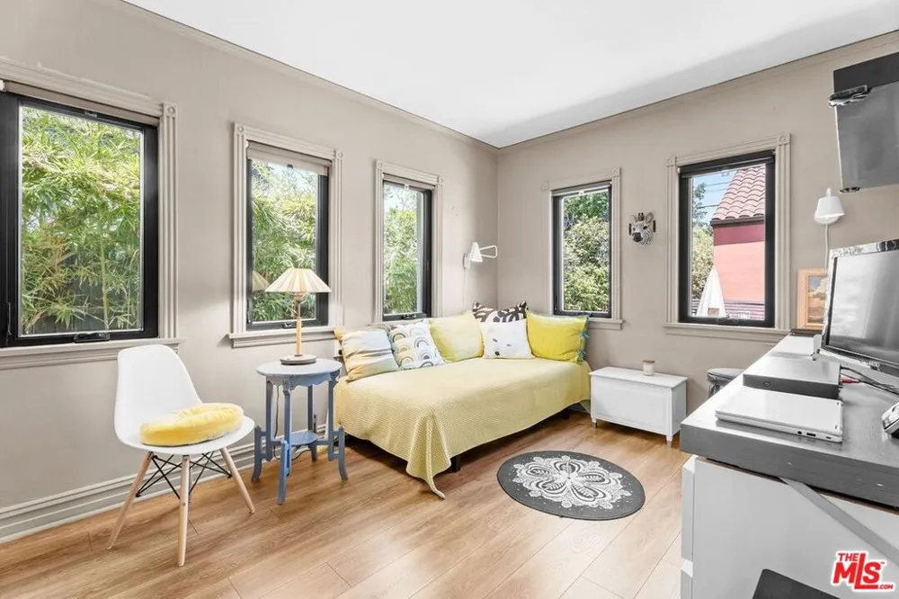 100 Arden Boulevard Los Angeles, CA 90004