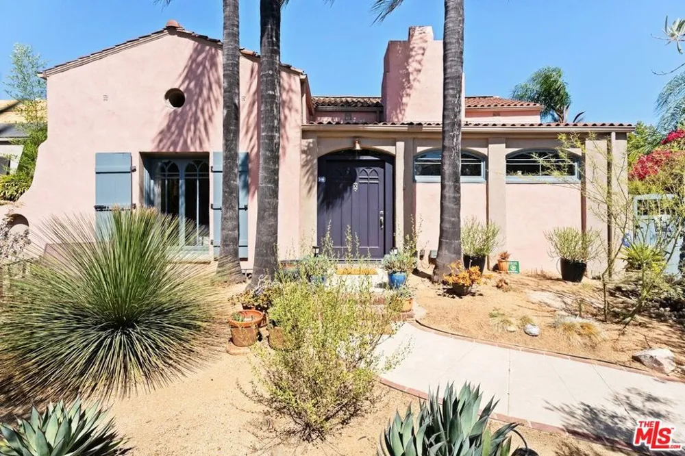 100 Arden Boulevard Los Angeles, CA 90004