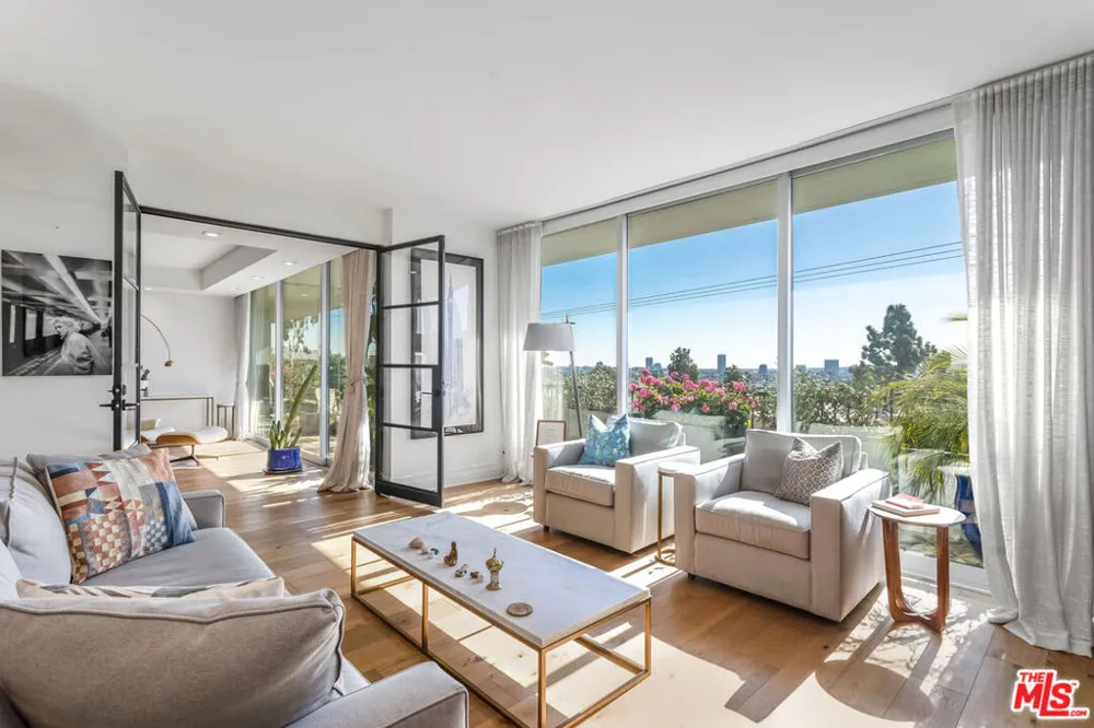 1100 Alta Loma Road #608 West Hollywood, CA 90069