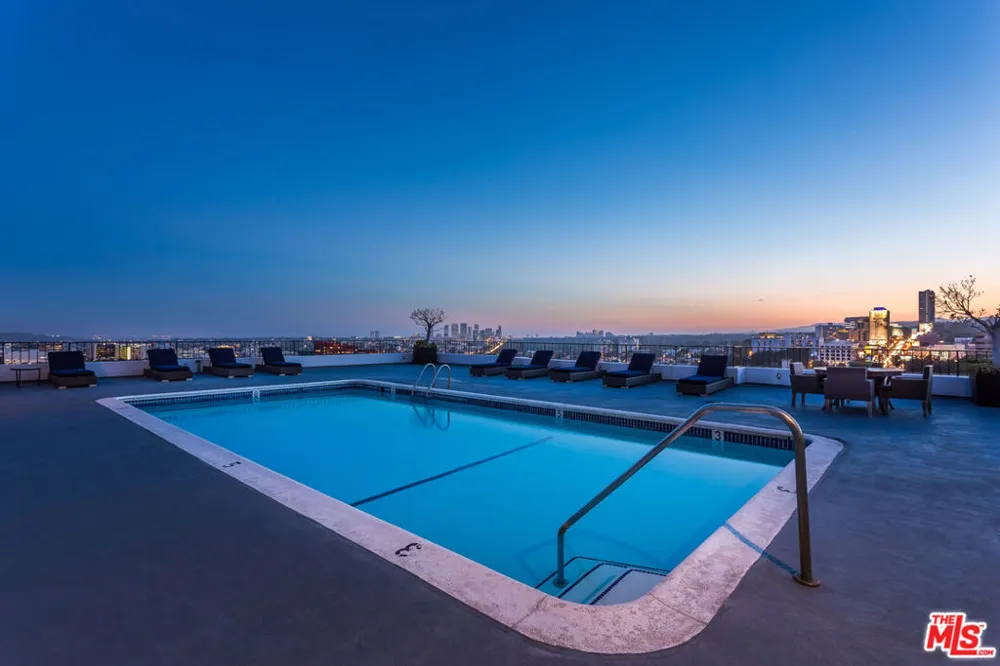 1100 Alta Loma Road #608 West Hollywood, CA 90069
