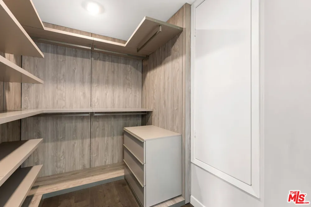 849 Alta Vista Boulevard Los Angeles, CA 90046