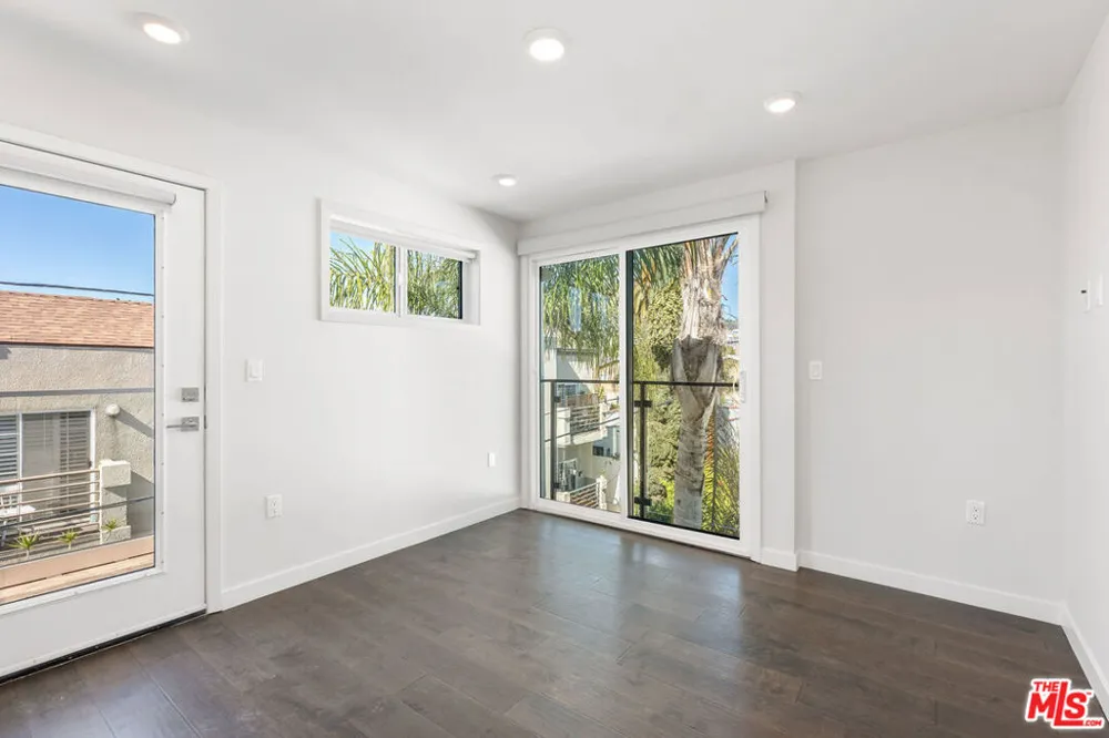 849 Alta Vista Boulevard Los Angeles, CA 90046