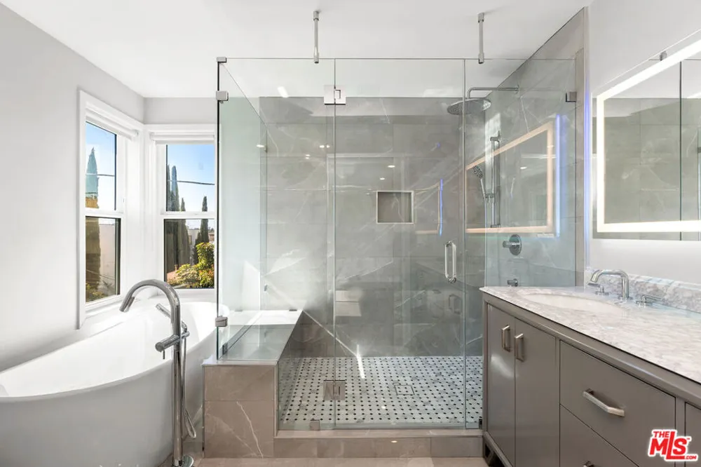 849 Alta Vista Boulevard Los Angeles, CA 90046