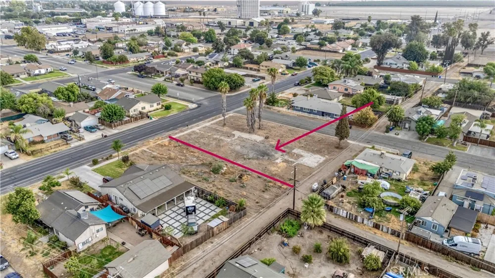 1005 Sherman Corcoran, CA 93212