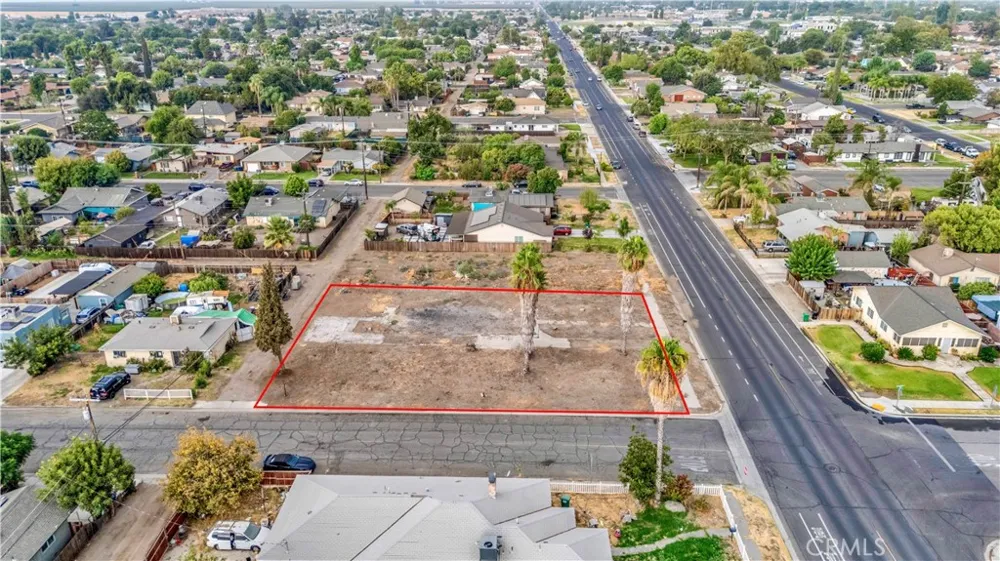 1005 Sherman Corcoran, CA 93212