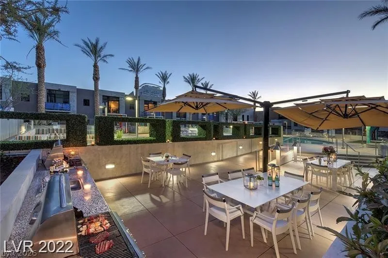 353 E Bonneville Avenue #209 Las Vegas, NV 89101