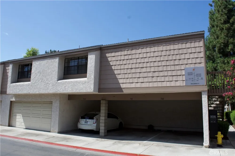 26701 Quail #267 Laguna Hills, CA 92656