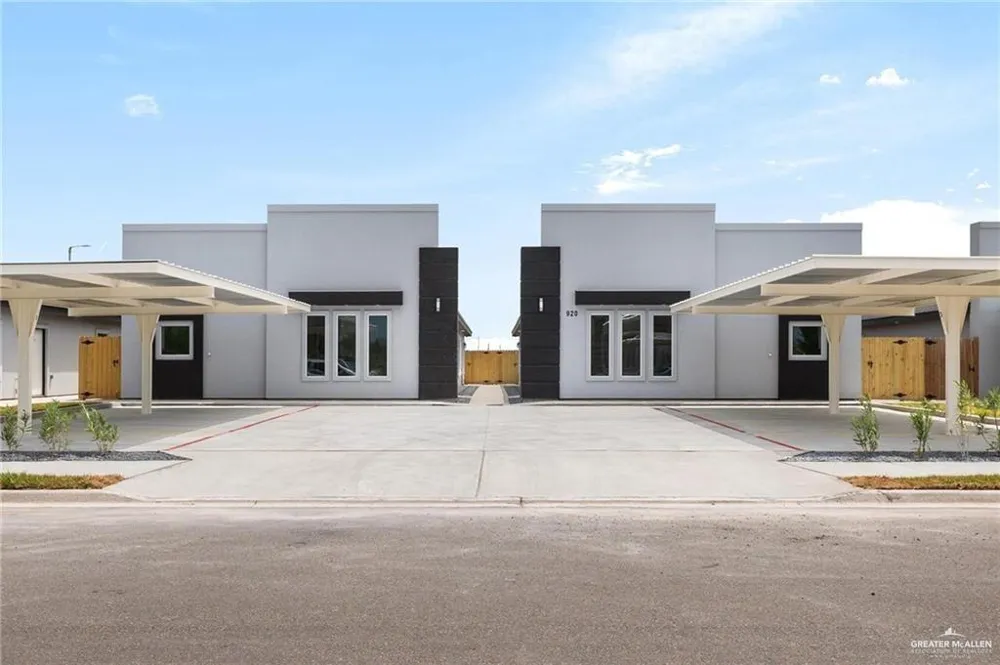 920 13th Street #3 Alamo, TX 78589