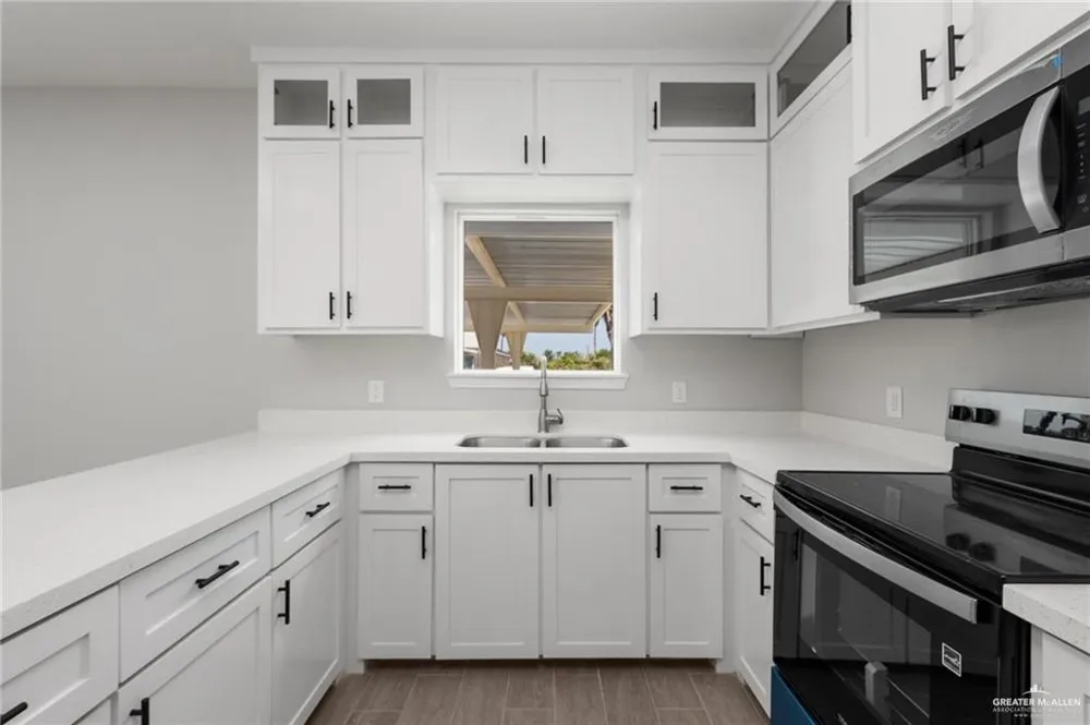 920 13th Street #3 Alamo, TX 78589