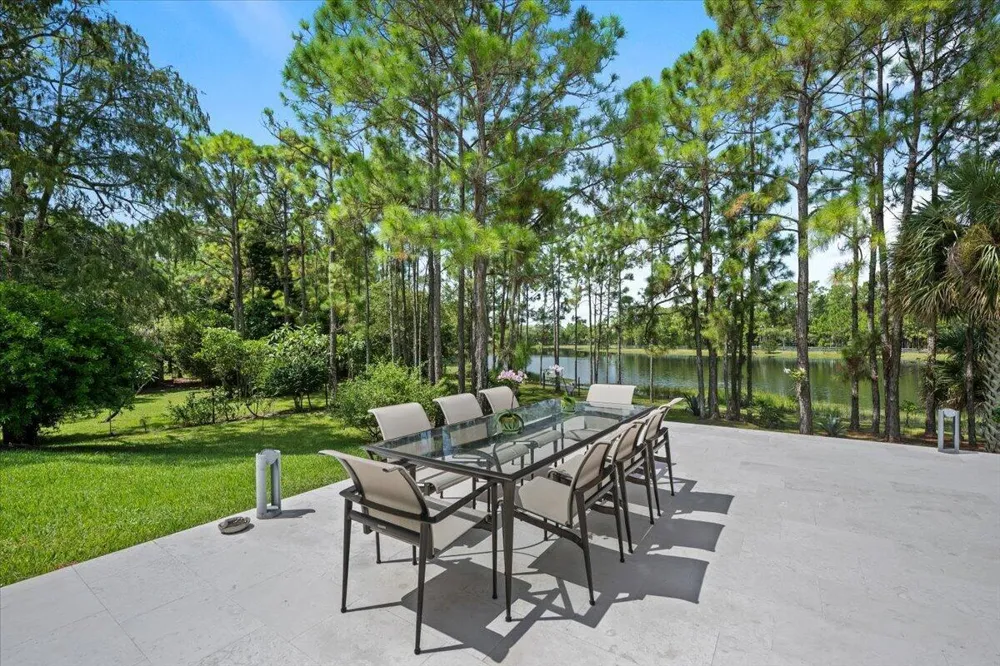 6723 Audubon Trail Wellington, FL 33449