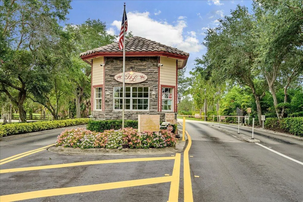 6723 Audubon Trail Wellington, FL 33449