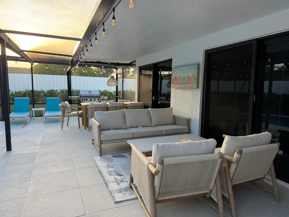 712 E BOULEVARD CHATELAINE Delray Beach, FL 33445