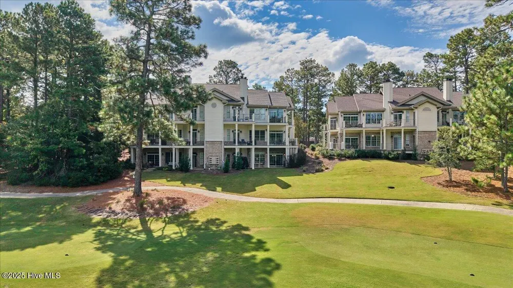 240 Cochrane Castle Circle #Apt E Pinehurst, NC 28374