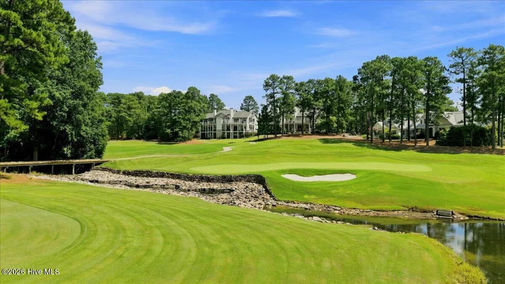 240 Cochrane Castle Circle #Apt E Pinehurst, NC 28374