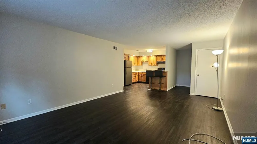 105 Newark Pompton 13 Pequannock Township, NJ 07440
