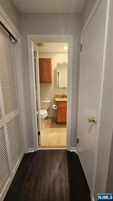 105 Newark Pompton 13 Pequannock Township, NJ 07440