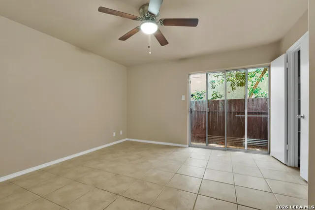 8702 Village #814 San Antonio, TX 78217