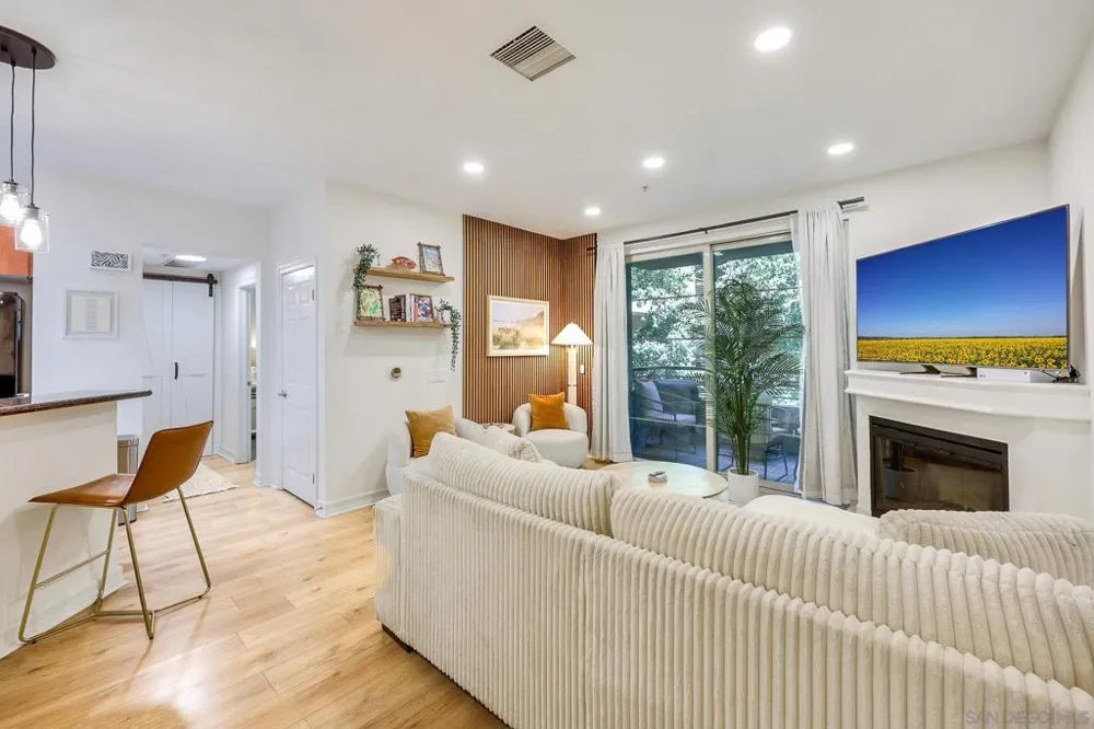 1465 C St #3310 San Diego, CA 92101