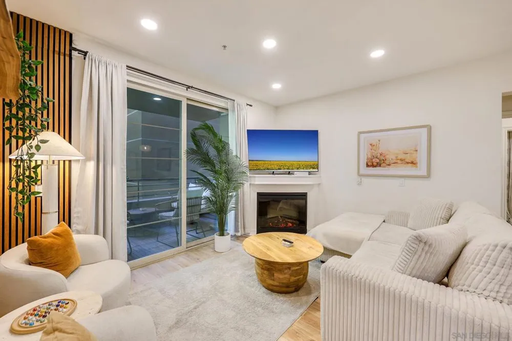 1465 C St #3310 San Diego, CA 92101