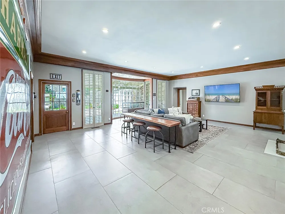 4217 Cedar Avenue Long Beach, CA 90807