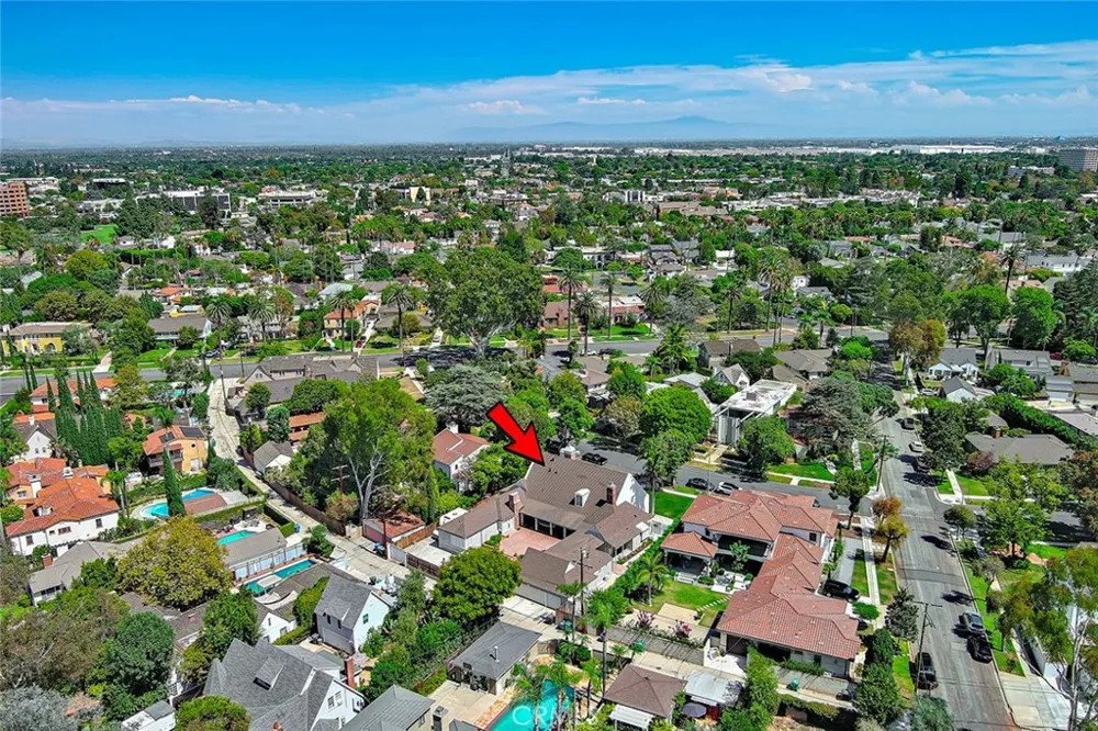 4217 Cedar Avenue Long Beach, CA 90807