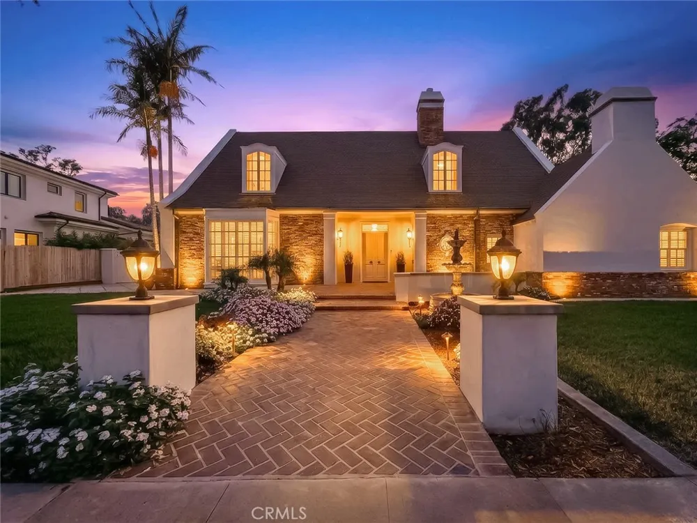 4217 Cedar Avenue Long Beach, CA 90807