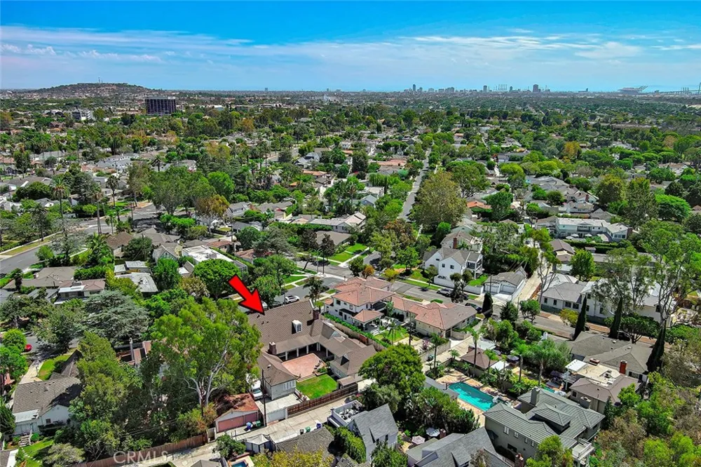 4217 Cedar Avenue Long Beach, CA 90807